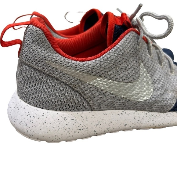 MEN’S NikeiD Roshe Running Sneaker Shoes, Size 7.5  Gray Blue Red - Picture 4 of 11